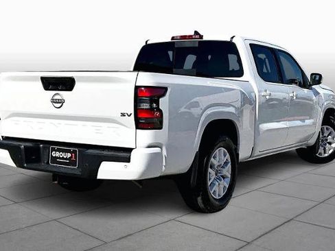 Certified 2024 Nissan Frontier SV w/ Technology Package image 13