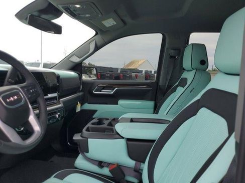 New 2026 GMC Sierra 1500 Elevation AWD/4WD image 18