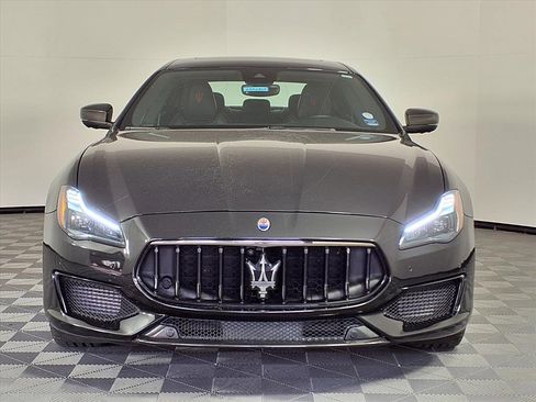 Used 2021 Maserati Quattroporte S GranSport image 2