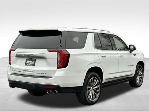 Used 2021 GMC Yukon Denali w/ Denali Premium Package image 7