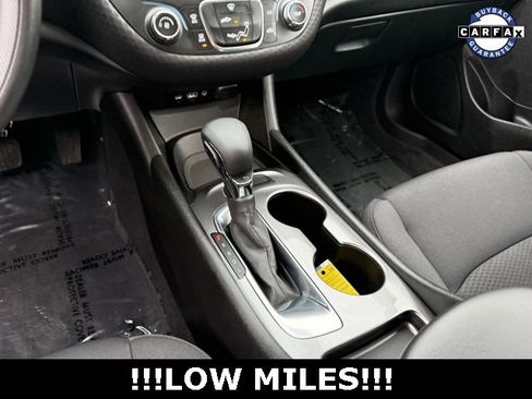 Used 2022 Chevrolet Malibu LS image 19