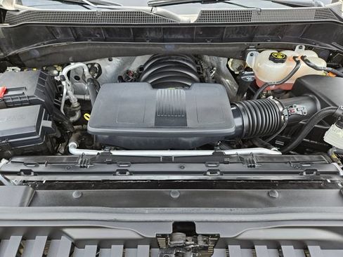 Used 2022 Chevrolet Silverado 1500 LT RWD image 36