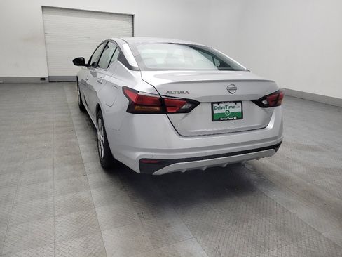 Used 2024 Nissan Altima 2.5 S image 5