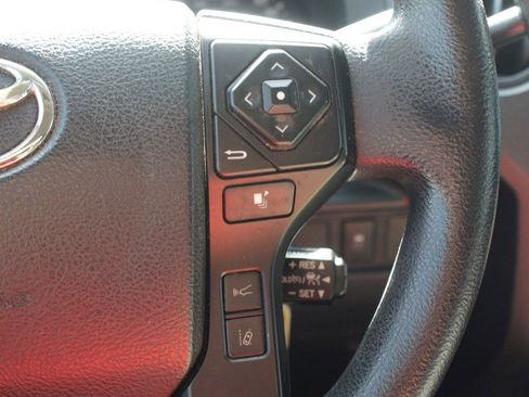 Used 2018 Toyota Tundra SR RWD image 8