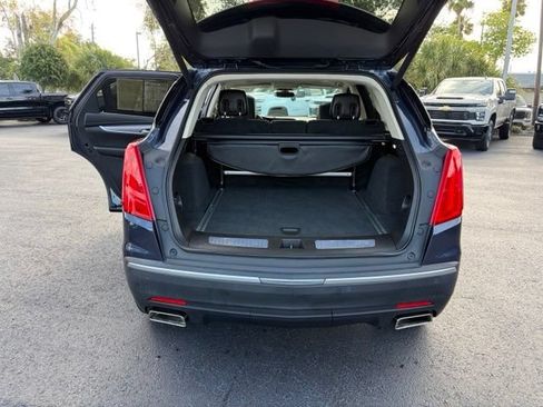 Used 2018 Cadillac XT5 Luxury FWD image 16