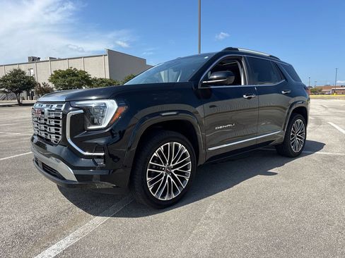 Used 2026 GMC Terrain Denali AWD/4WD image 2