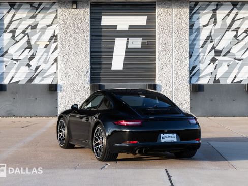 Used 2015 Porsche 911 Carrera GTS image 11