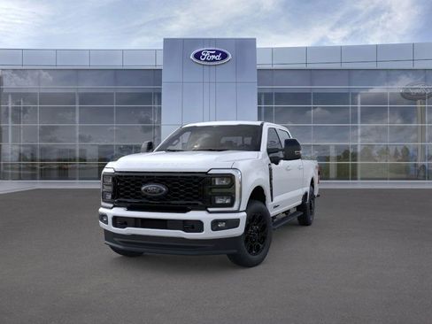 New 2026 Ford F250 Lariat w/ Black Appearance Package image 2