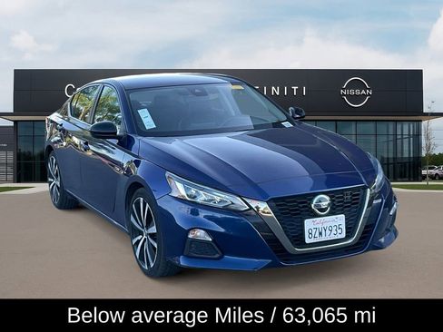 Used 2022 Nissan Altima 2.5 SR image 3
