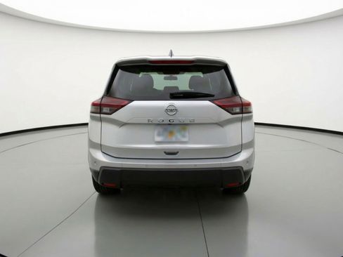 Used 2025 Nissan Rogue SV FWD image 7