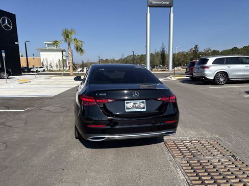 Used 2023 Mercedes-Benz C 300 Sedan image 4