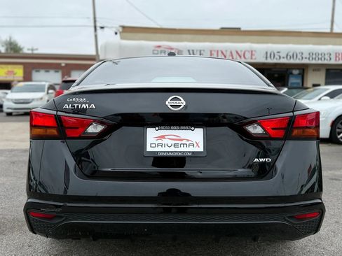 Used 2019 Nissan Altima 2.5 S AWD/4WD image 5