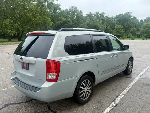 Used 2012 Kia Sedona EX w/ Luxury Pkg FWD image 5