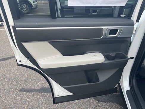 New 2026 Hyundai Santa Fe SE image 14