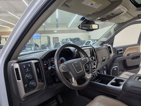 Used 2017 GMC Sierra 1500 Denali AWD/4WD image 17