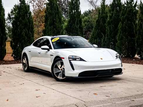 Used 2023 Porsche Taycan 4S image 2