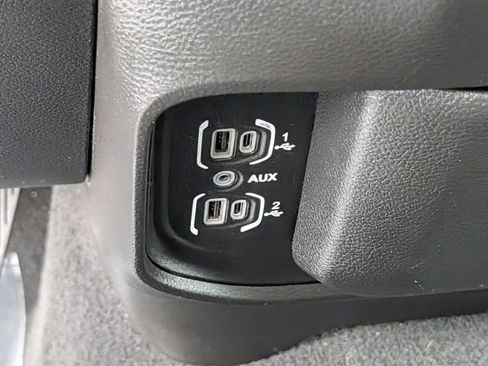 Used 2022 RAM 2500 Big Horn AWD/4WD image 17