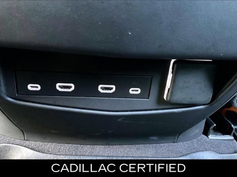 Certified 2024 Cadillac Escalade ESV V w/ Heavy-Duty Trailer Package AWD/4WD image 37