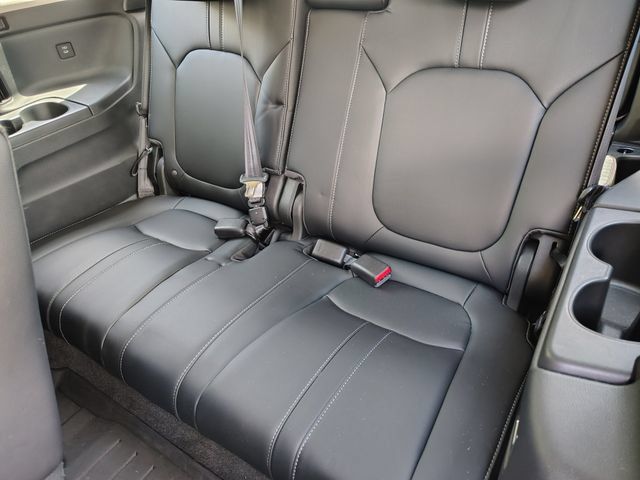 Used 2024 Honda Pilot Elite image 33