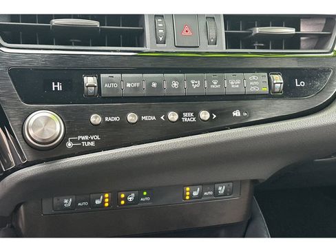 Used 2023 Lexus ES 300h w/ Premium Package FWD image 22