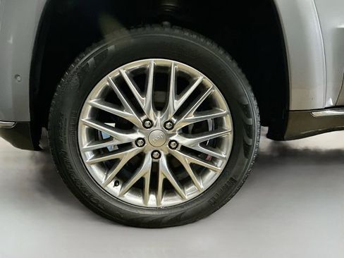 Used 2018 Jeep Grand Cherokee Summit w/ Skid Plate Group image 32