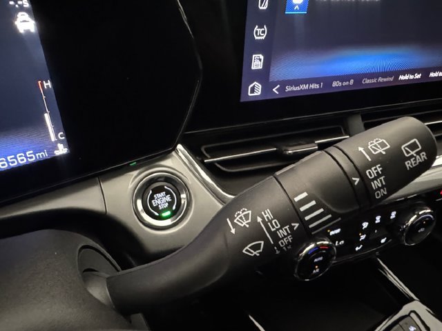 Used 2025 Chevrolet Trax LT w/ Driver Confidence Package FWD image 12