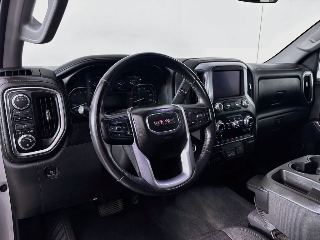 Used 2020 GMC Sierra 1500 SLE w/ SLE Value Package AWD/4WD image 10