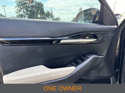 Used 2023 Kia Seltos EX AWD/4WD image 3