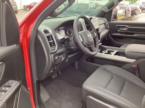 New 2026 RAM 1500 Big Horn AWD/4WD image 10