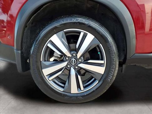 Used 2023 Nissan Rogue SL w/ SL Premium Package image 20