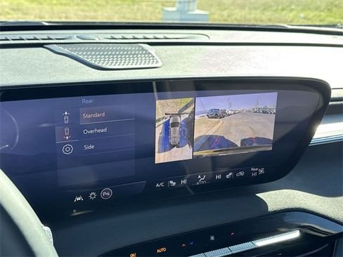 Used 2025 Buick Enclave Sport Touring image 19