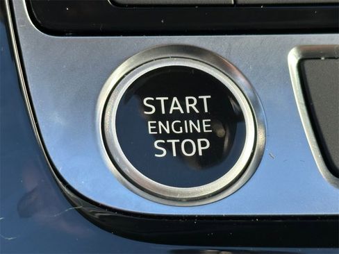 Used 2023 Audi Q8 Premium Plus w/ Premium Plus Package image 31