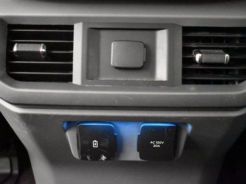 Used 2021 Ford F150 XLT w/ Equipment Group 302A High image 25