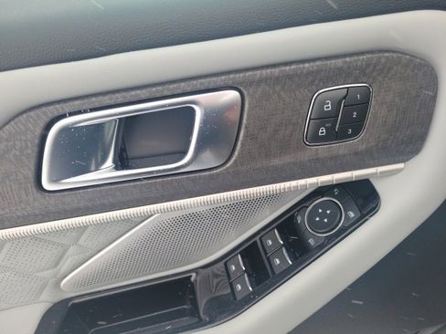 New 2026 Ford Explorer Platinum w/ LUX Leather Package image 14