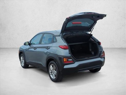 Used 2021 Hyundai Kona SE w/ Cargo Package FWD image 9
