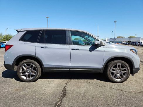 Used 2023 Honda Passport EX-L image 7