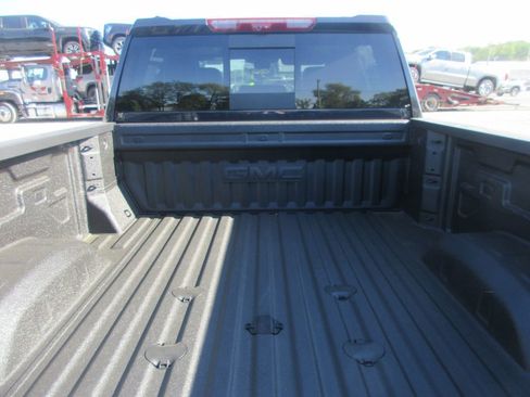 New 2026 GMC Sierra 3500 Denali Ultimate AWD/4WD image 7