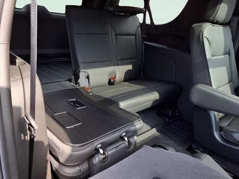 New 2026 GMC Yukon XL Denali w/ Sun & Power Step Package AWD/4WD image 26