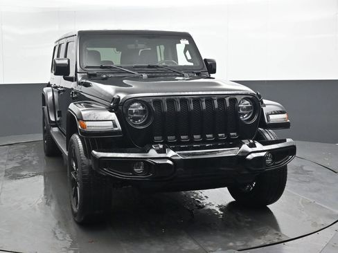 Used 2021 Jeep Wrangler Unlimited Sahara AWD/4WD image 6