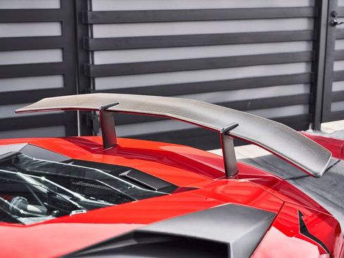 Used 2016 Lamborghini Aventador LP 750-4 Superveloce AWD/4WD image 14