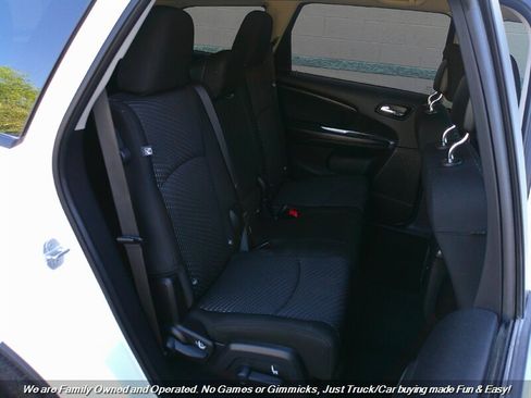 Used 2020 Dodge Journey SE w/ SE Popular Equipment Group image 29