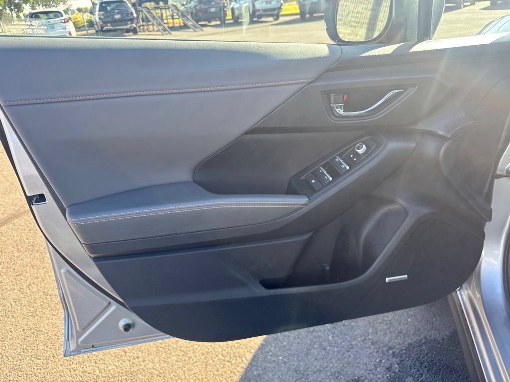 Used 2025 Subaru Crosstrek 2.5i Limited w/ Crosstrek Mirror Package AWD/4WD image 18