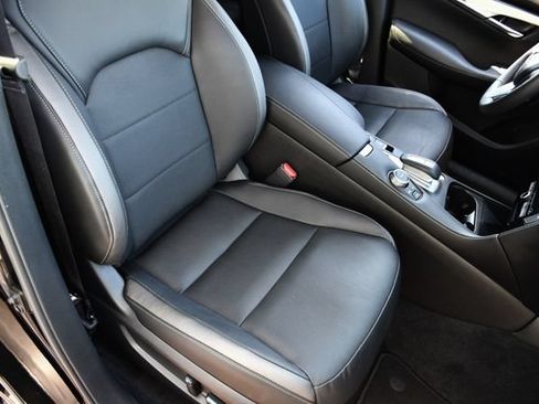 Certified 2025 INFINITI QX50 Luxe AWD/4WD image 16