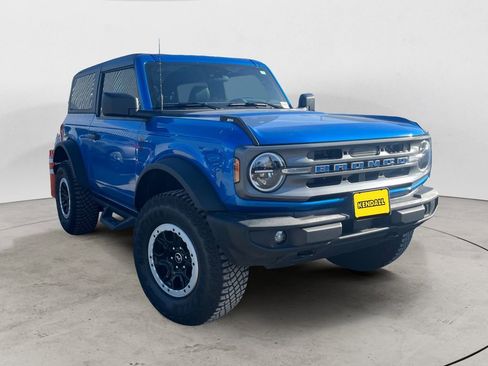 Used 2024 Ford Bronco Big Bend w/ Sasquatch Package AWD/4WD image 3