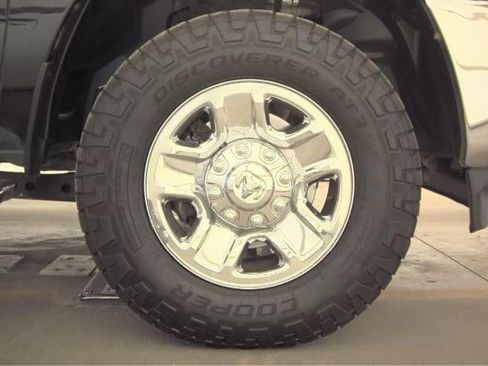 Used 2020 RAM 2500 Big Horn image 13