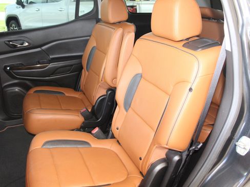 Used 2020 GMC Acadia AT4 w/ Driver Alert Package II AWD/4WD image 30