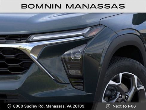 New 2025 Chevrolet Trax LT image 10