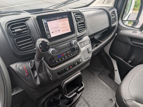 Used 2025 RAM ProMaster 3500 w/ Convenience Group FWD image 22