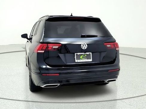 Used 2020 Volkswagen Tiguan SE R-Line FWD image 7