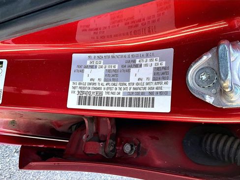 Used 2020 MAZDA MAZDA3 Sedan w/ Premium Package image 33